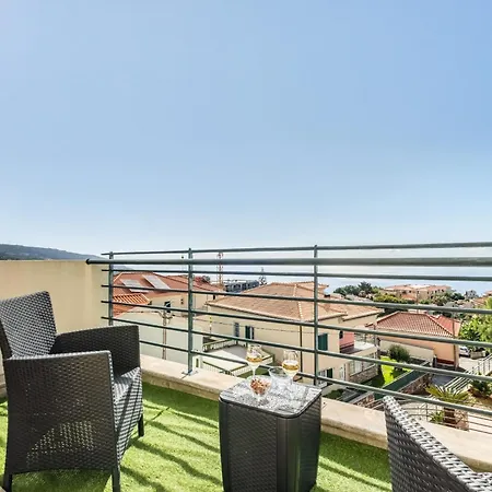 Freitas House By Homie