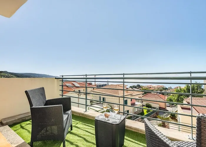 Freitas House By Homie